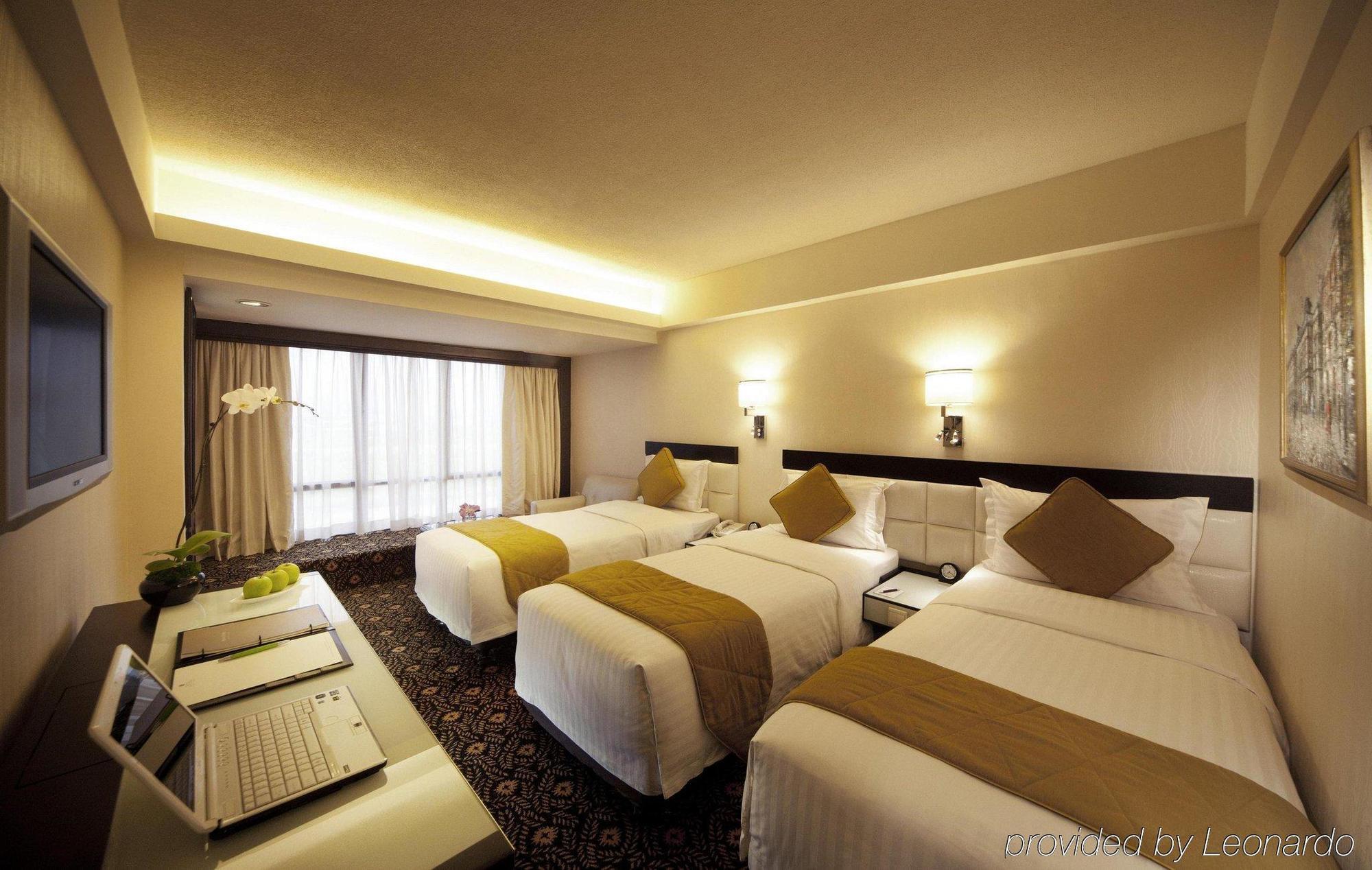 Regal Oriental Hotel Hong Kong Room photo