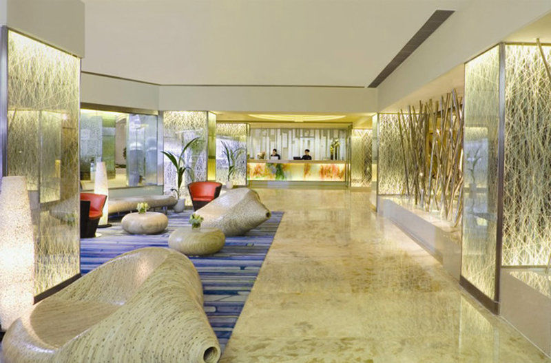 Regal Oriental Hotel Hong Kong Interior photo